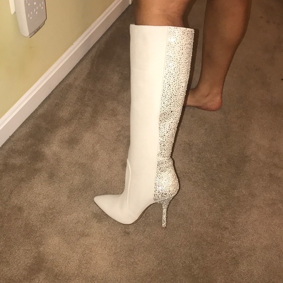 Enzo Angiolini cream suede knee high boots